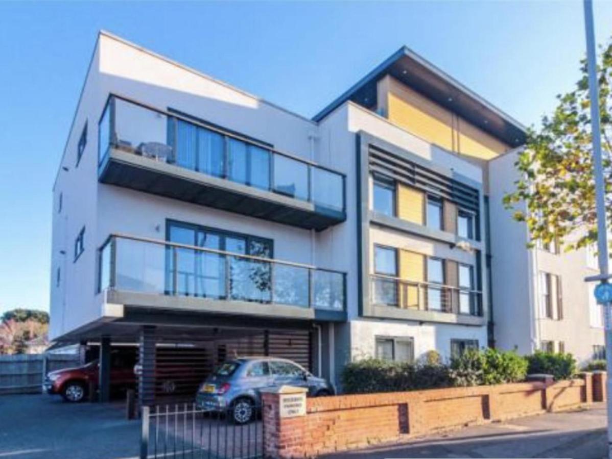 קרייסטצ'רץ' Charming 2-Bed Apartment In Christchurch מראה חיצוני תמונה